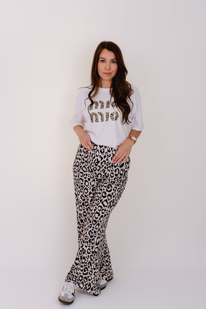 LOCKERE HOSE MIT LEOPRINT - Kleidezeit