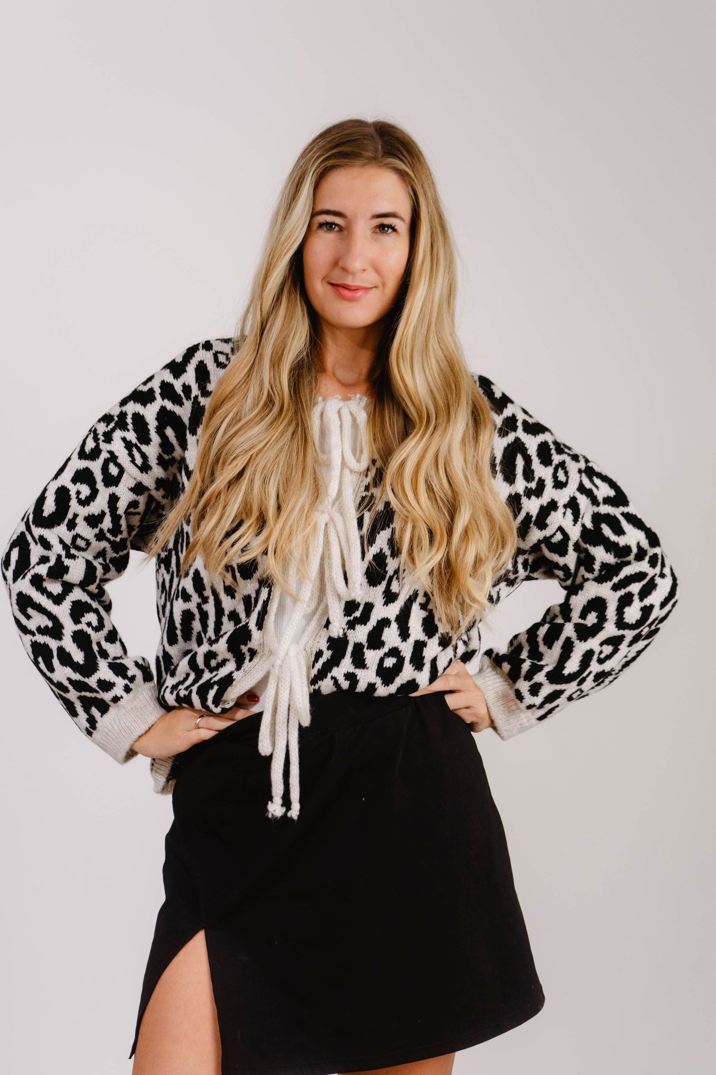 Strickjacke Leo Beige - Kleidezeit