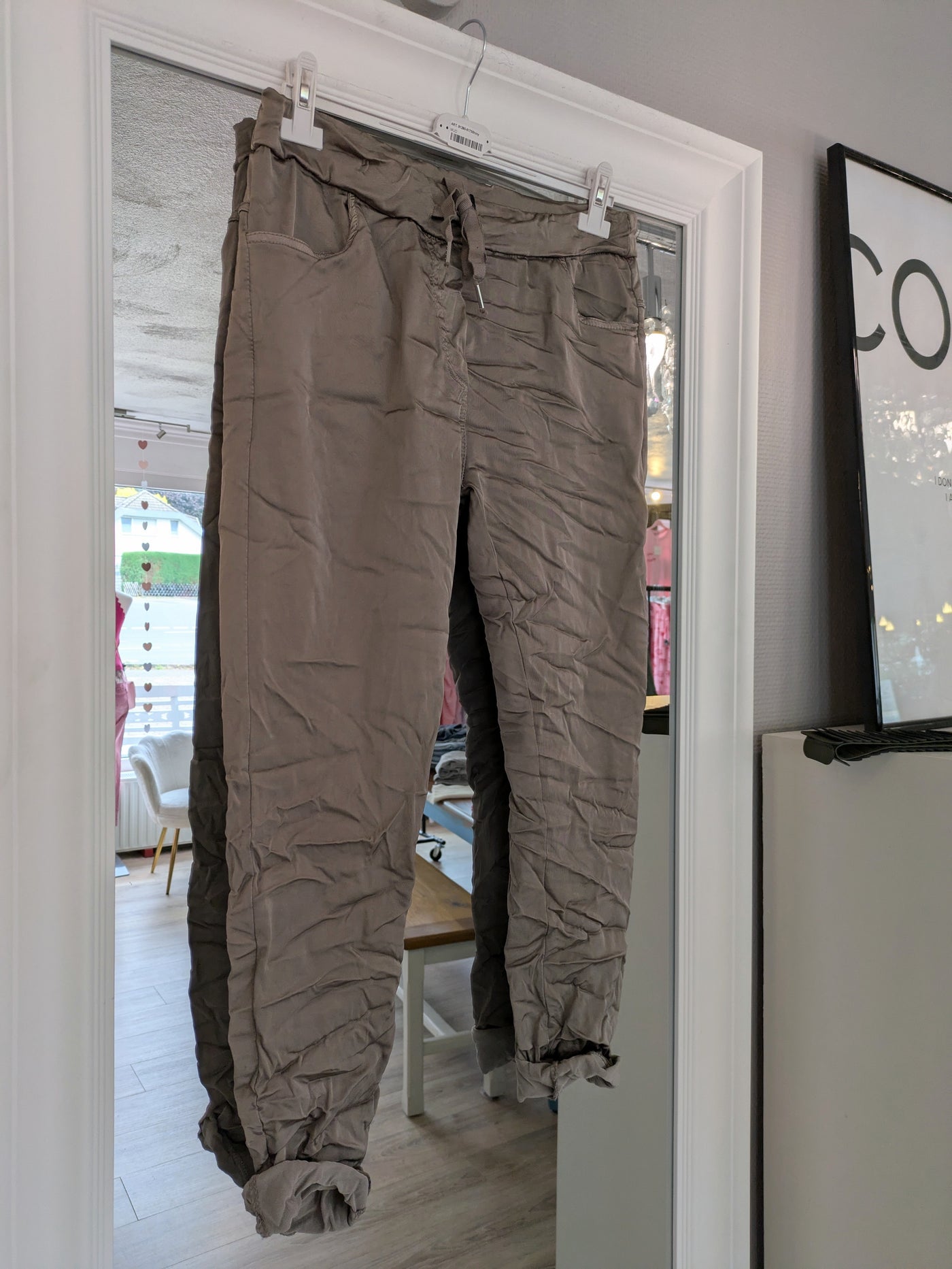 Glanzhose